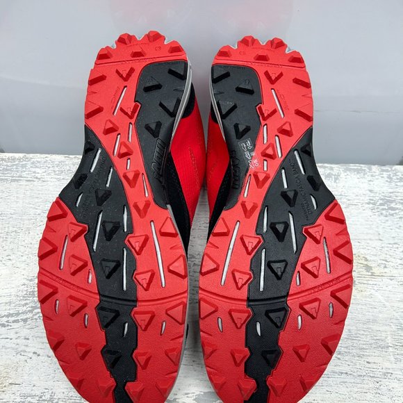 Inov-8 TERRACLAW 250 (Men): Conquer Trails in Red/Black/Grey Dominance - Picture 8 of 8